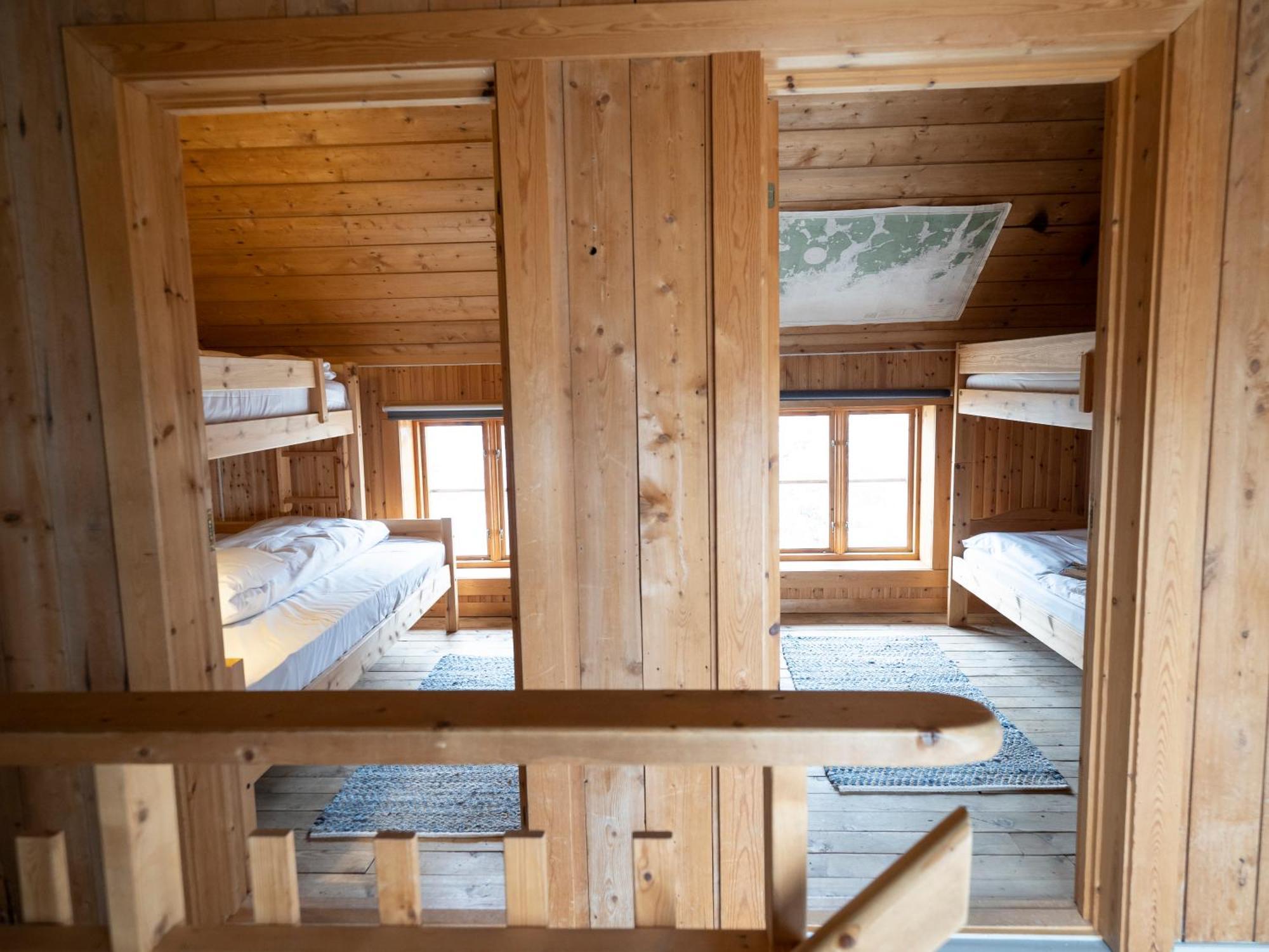Kalle I Lofoten Kabelvag Room photo