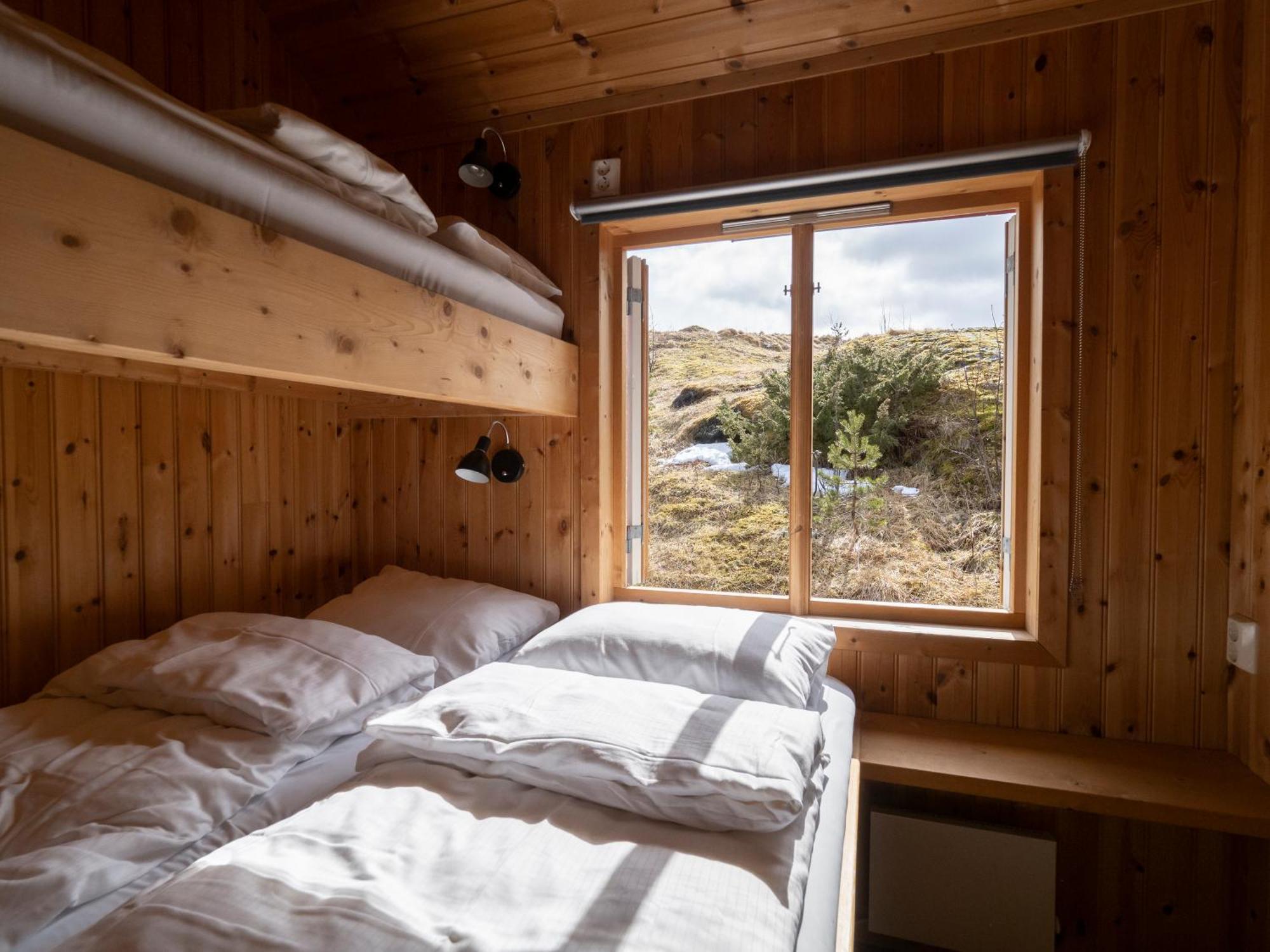 Kalle I Lofoten Kabelvag Room photo